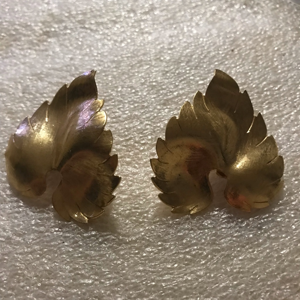 Elegant Gold Leaf Earrings